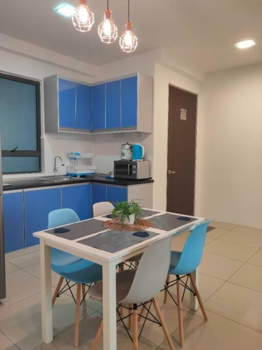 Luxurious Homestay 3Br With Pool Meru Ipoh 8 Pax Exterior photo